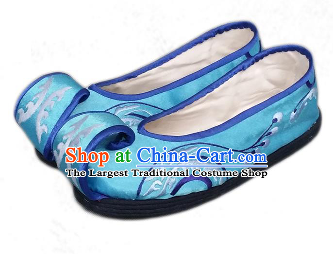 Handmade China National Woman Blue Satin Shoes Yunnan Wedding Embroidered Shoes Bride Shoes Ethnic Dance Shoes
