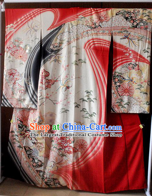 Japanese Classical Flowers Pattern Furisode Kimono Costume Young Woman Red Silk Yukata Dress Traditional Wedding Bride Clothing