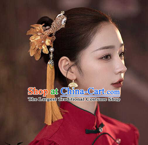 Handmade Chinese Wedding Headpiece Golden Carp Tassel Hair Jewelries Ancient Style Hairpins