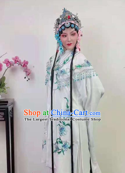 Chinese Beijing Opera Hua Tan Embroidered White Cape Huangmei Opera Diva Clothing Ancient Princess  Costume