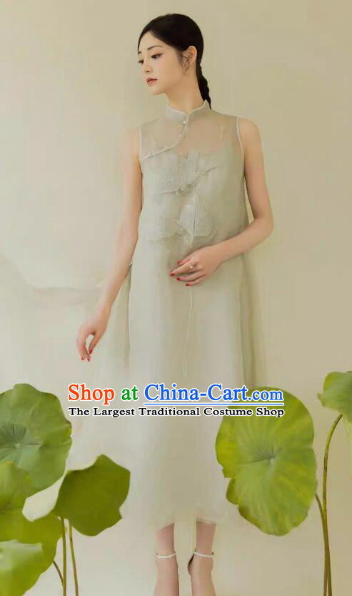 Top Qipao China Classical Dress Embroidered Light Green Cheongsam