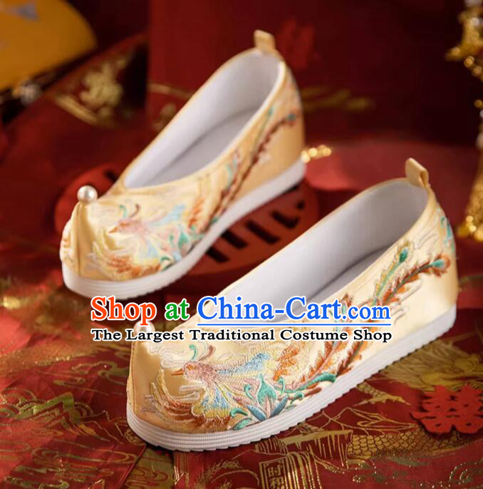 China Ming Dynasty Princess Pearls Shoes Traditional Golden Hanfu Shoes Handmade Embroidered Phoenix Shoes