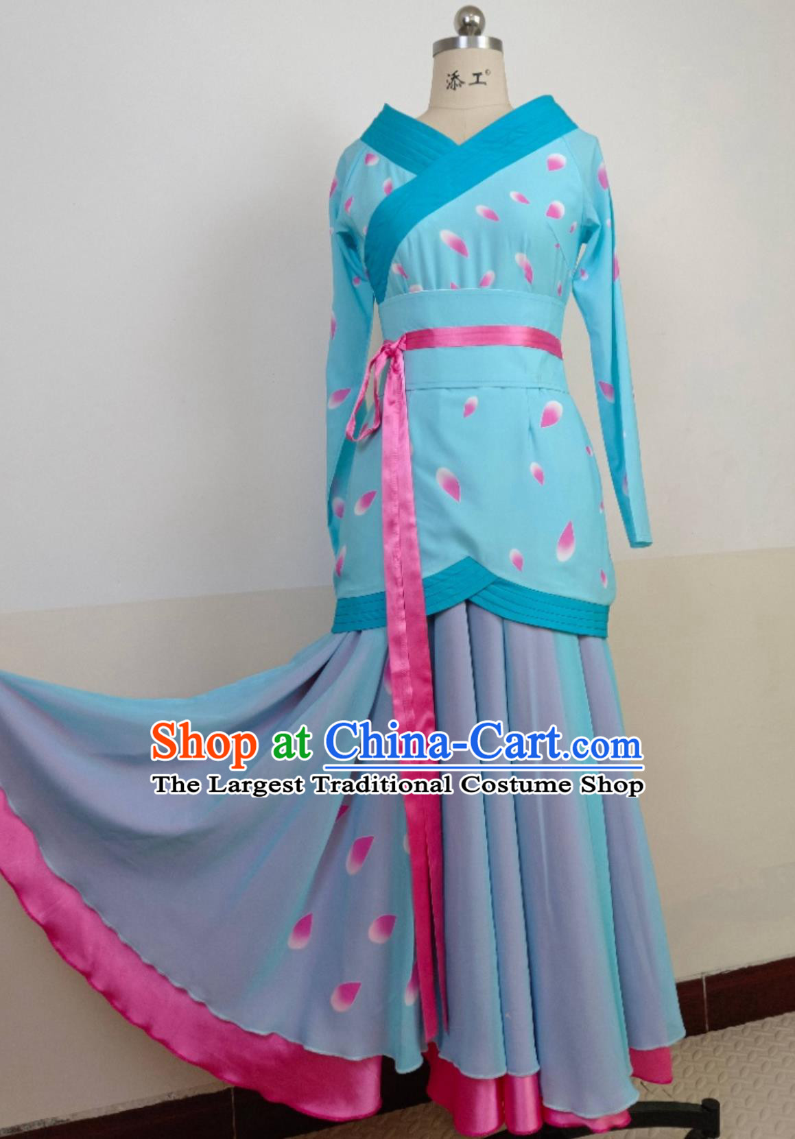 Chinese Classical Dance Clothing Dance Repertoire Chun Shui Qian Xi Costume Women Group Dance Hanfu Dress