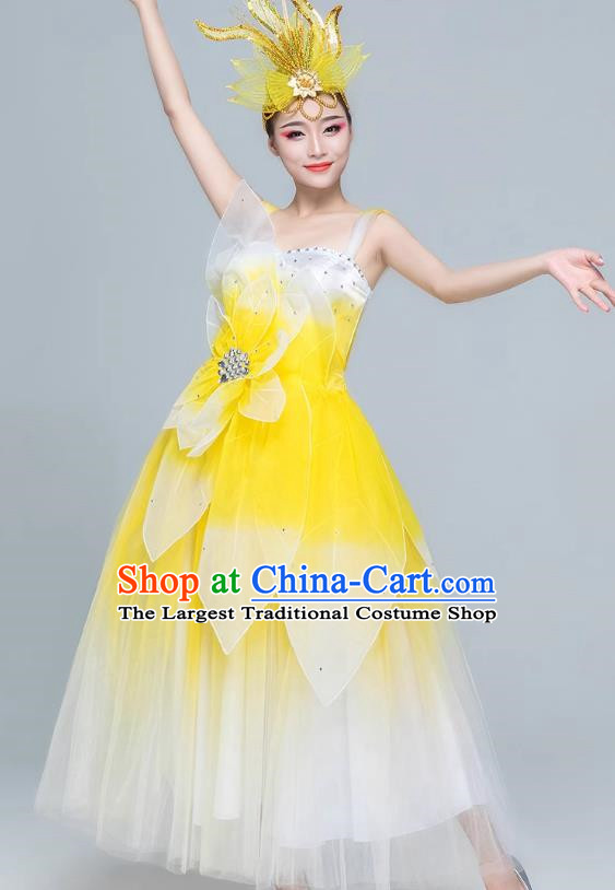 Yellow Dance Costumes For Women Adult Costumes Modern Dance Youth Stage Costumes Accompanying Dancers Mid Length Gauze Skirt Opening Dance
