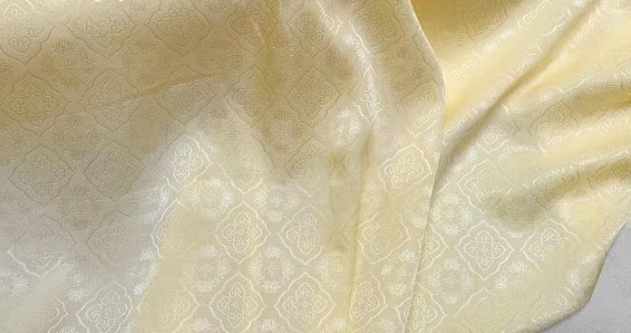 Light Yellow China Classical Pattern Jacquard Material Chinese Traditional Cheongsam Fabric Mulberry Silk Cloth
