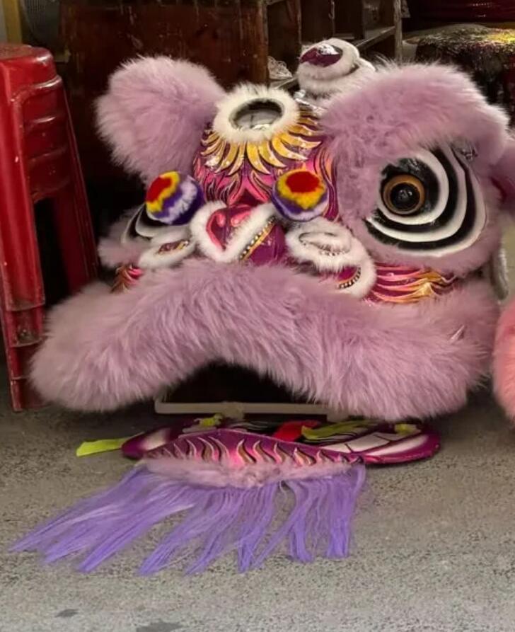 Handmade Chinese Lion Dance Clothing Festival Celebration Lion Equipment Purple Wool Fut San Lion Head Dancing Costume Complete Set