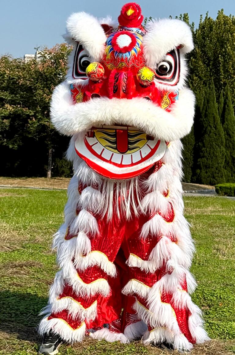Modern Dancing Lion Clothing White Wool Lion Dance Costume Full Set Chinese New Year Lion Dance Props Adult Lion Dance Head