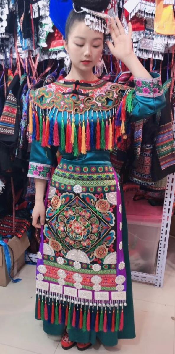 Chinese Ethnic Performance Costume Guizhou Minority Nationality Women Dance Outfit Traditional Dong Green Dress