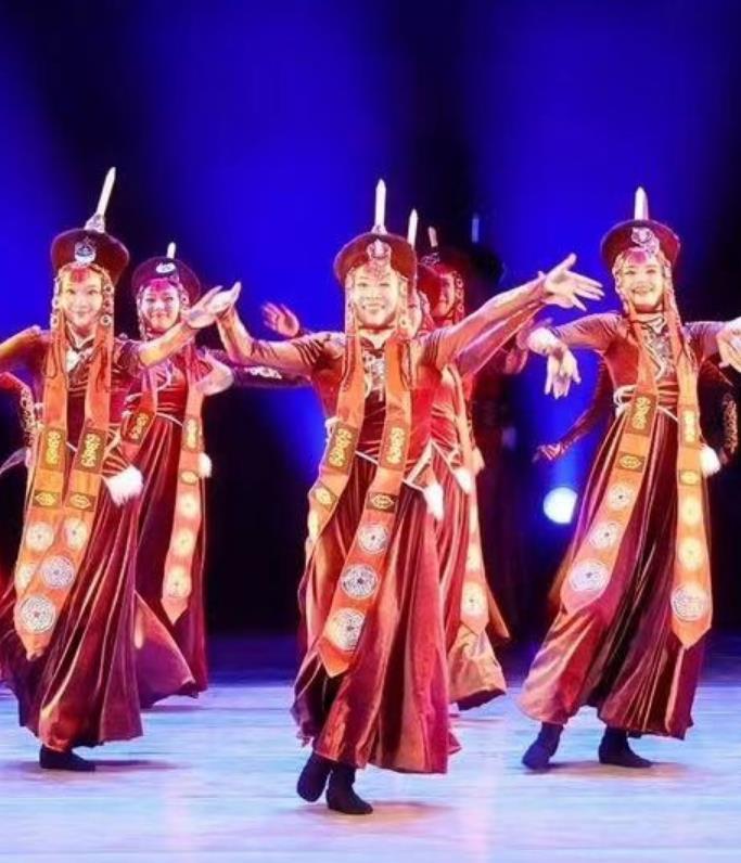 Ethnic Minority Women Mongolian Zhaojun Beyond the Frontier Dance Costume Daola Group Performance Outfit