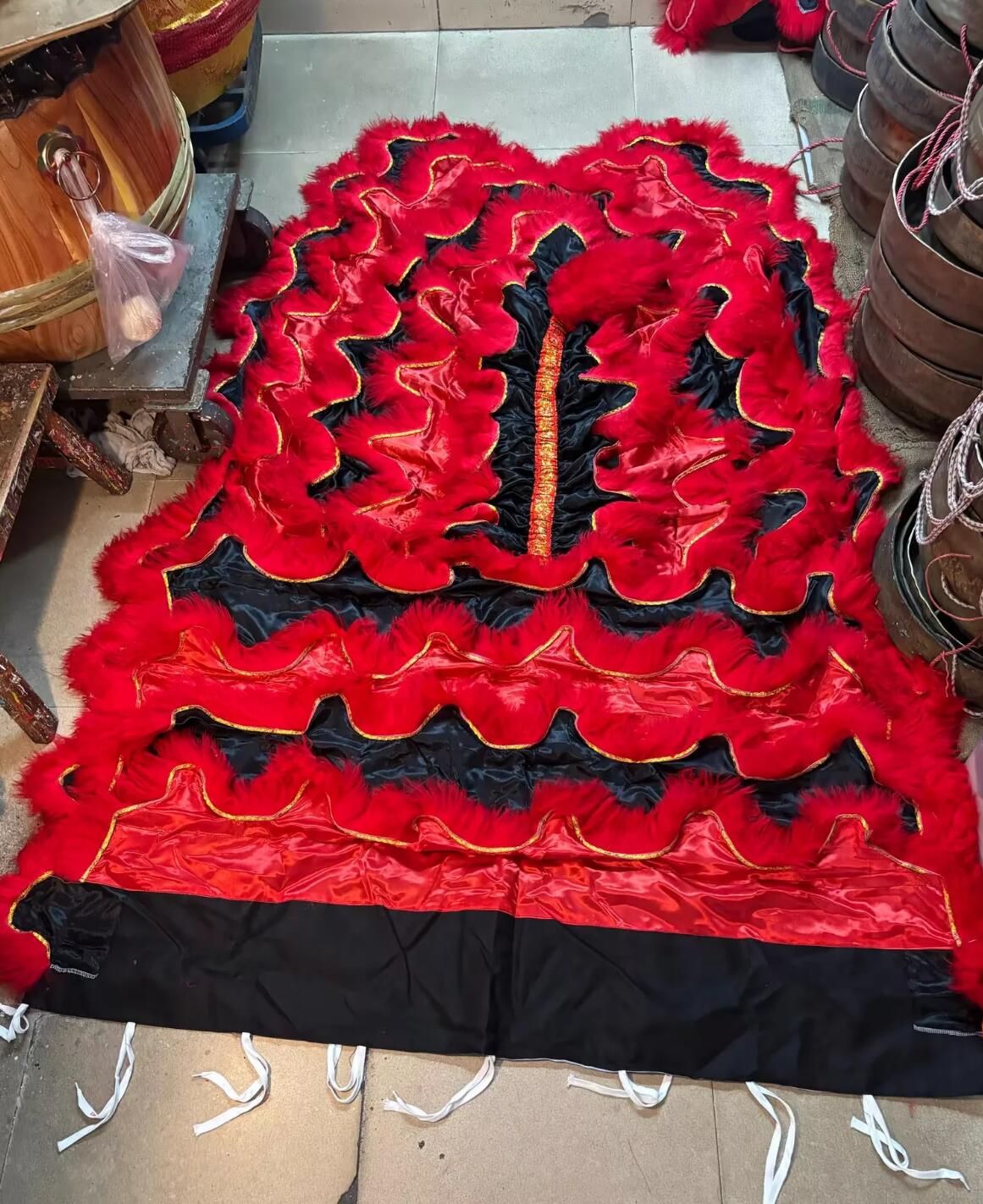 Red and Black Satin Lion Dance Tail and Pants Traditional Zhang Fei Lion Costumes Set