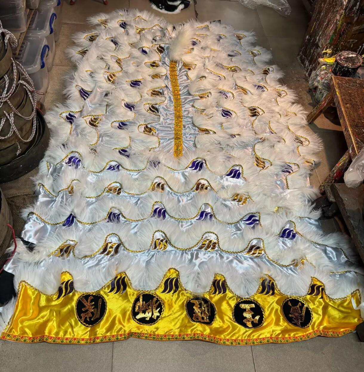 Tiger Spot Chinese Lion Dance Mirrors Tail and Pants Traditional Wool Lion Costumes Set