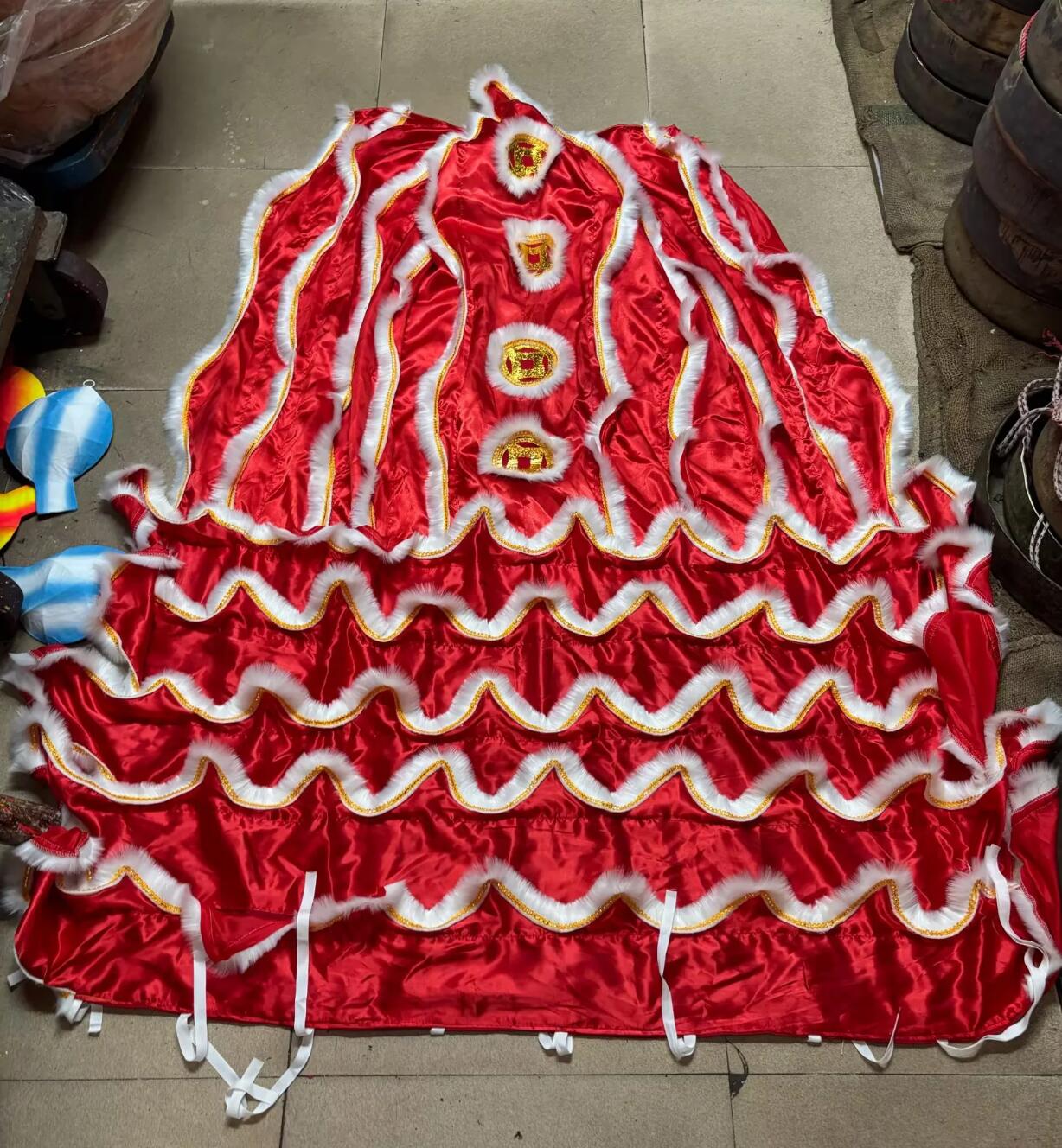 Red Satin Chinese Lion Dance Tail and Pants Traditional White Wool Lion Costumes Set
