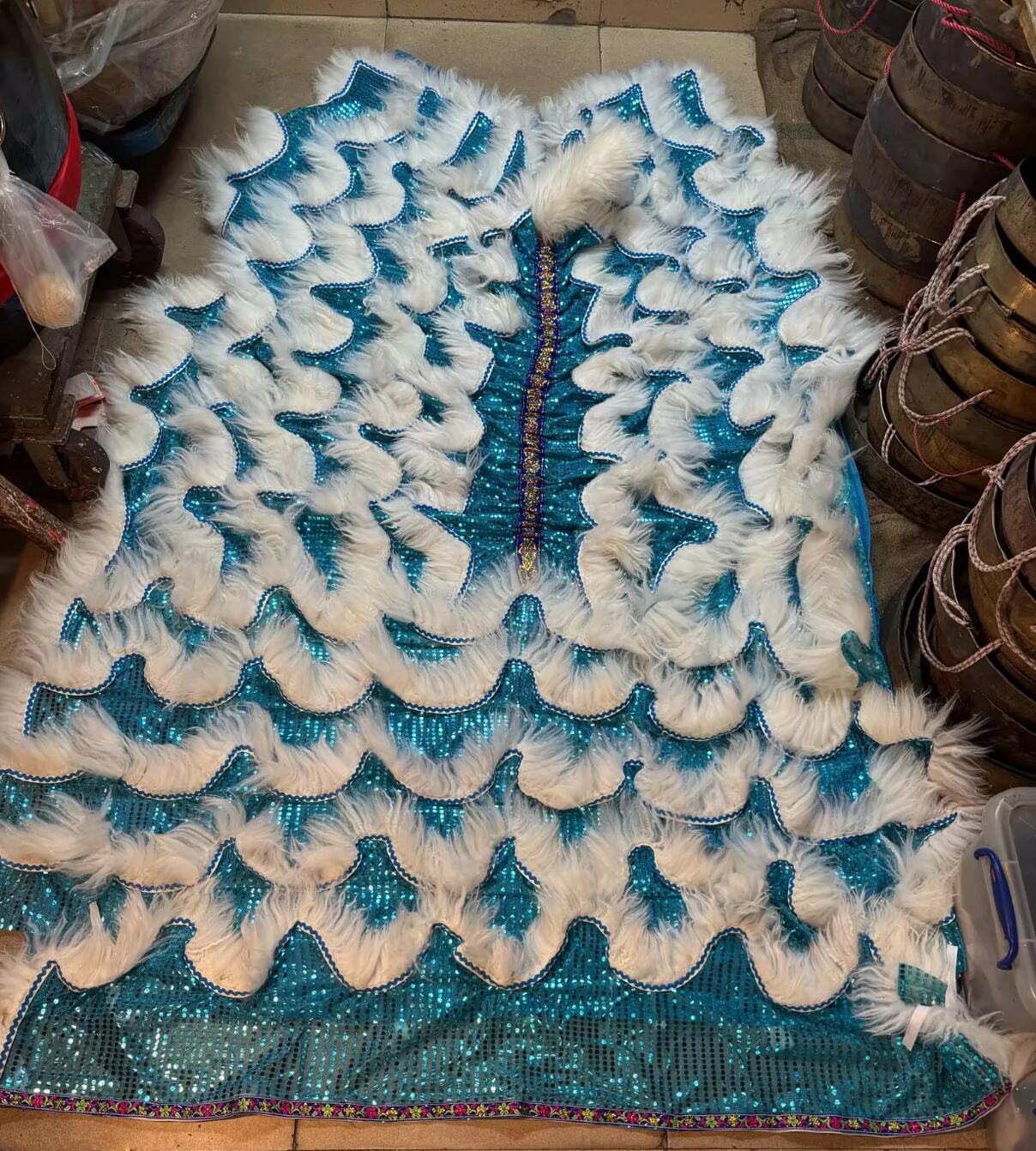 Blue Sequins Chinese Lion Dance Tail and Pants Traditional White Wool Lion Costumes Set