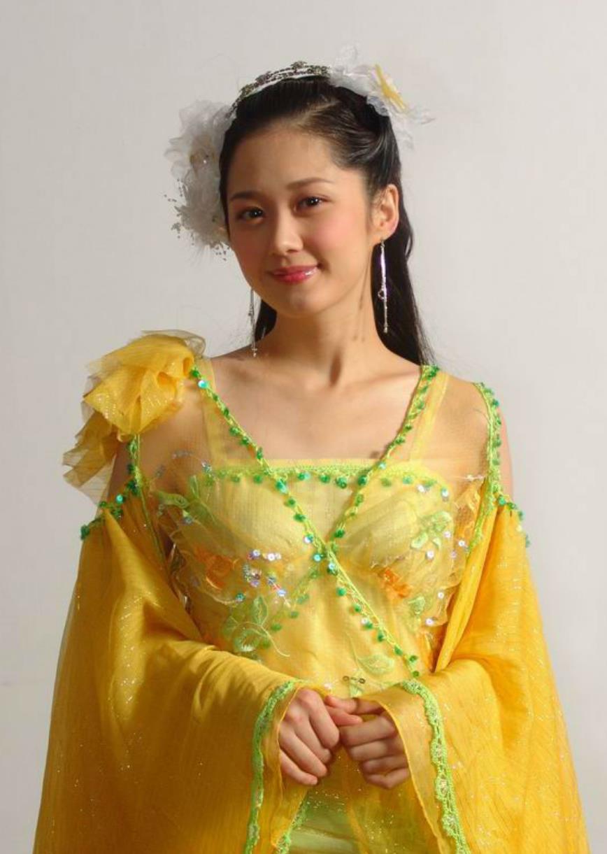 Ancient Style Princess Situ Jing Light Yellow Dress TV Series The Mischievous Princess Jang Na Ra Chinese Traditional Costume